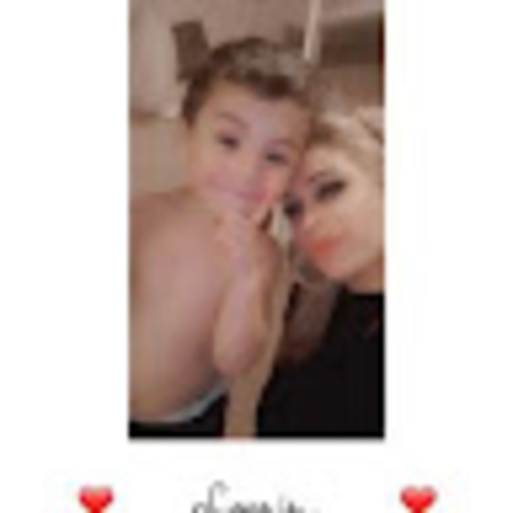 Meet your Posher, Ceci - Picture 1 of 1